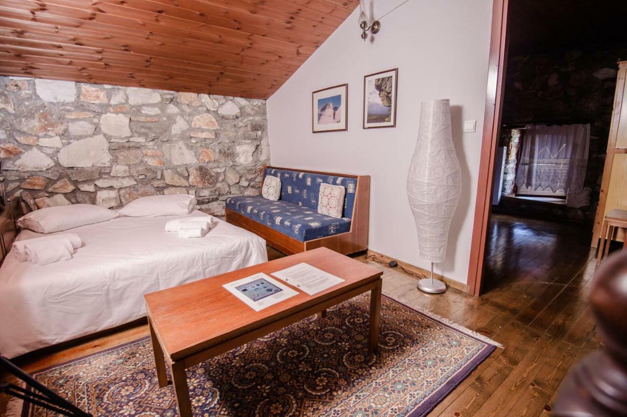 Stonehouse 2 Bedroom Chalet On Olympus Amazing View Πέτρα Εξωτερικό φωτογραφία